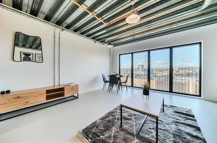 1 Bedroom Flat To Rent In Happy Walk, Leeds, LS9