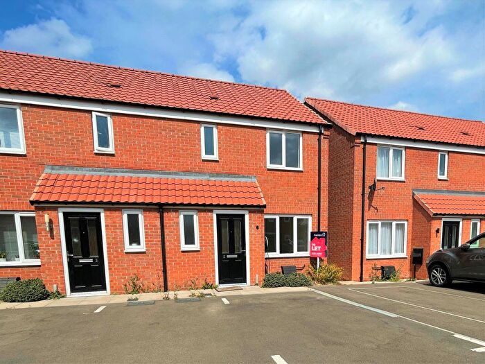 3 Bedroom Semi Detached House To Rent In Kronos Close, Cardea, Peterborough, PE2