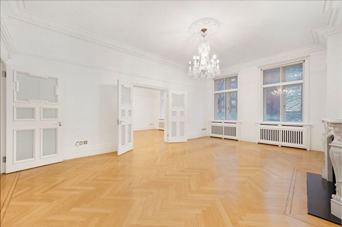 4 Bedroom Flat To Rent In Harley House, Marylebone Road, NW1