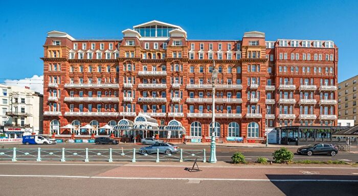 2 Bedroom Maisonette For Sale In Kings Road, Brighton, BN1