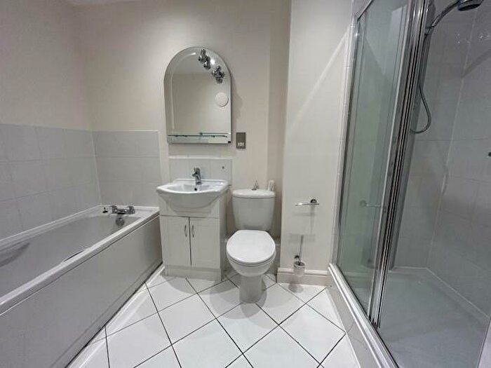 2 Bedroom Apartment To Rent In Middle Gordon Road, Camberley, GU15
