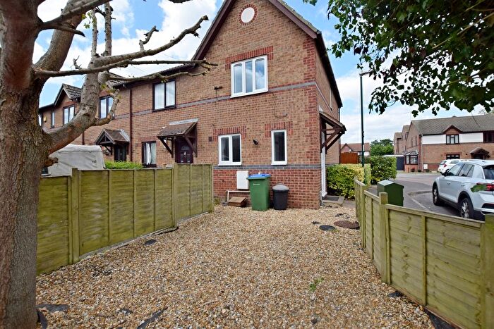 2 Bedroom End Of Terrace House To Rent In Gibson Way, Bognor Regis, West Sussex, PO21