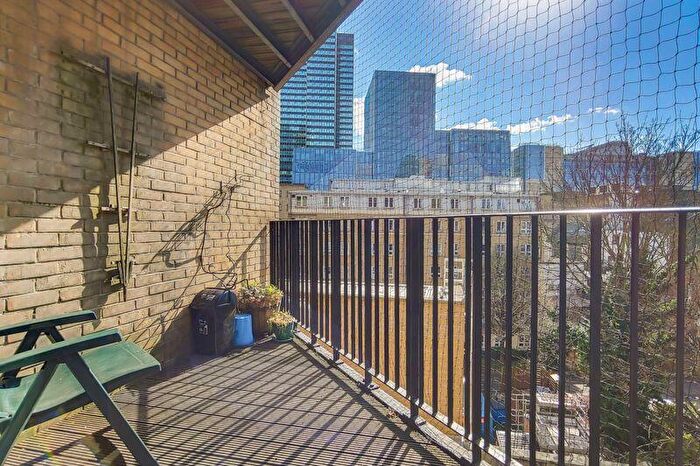 3 Bedroom Flat To Rent In William Road, London, NW1