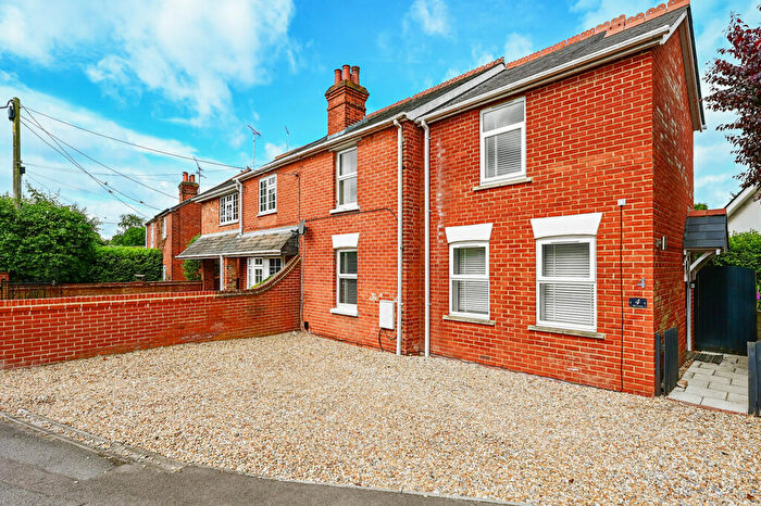 4 Bedroom Semi-Detached House For Sale In Darby Green Road, Blackwater, Camberley, GU17