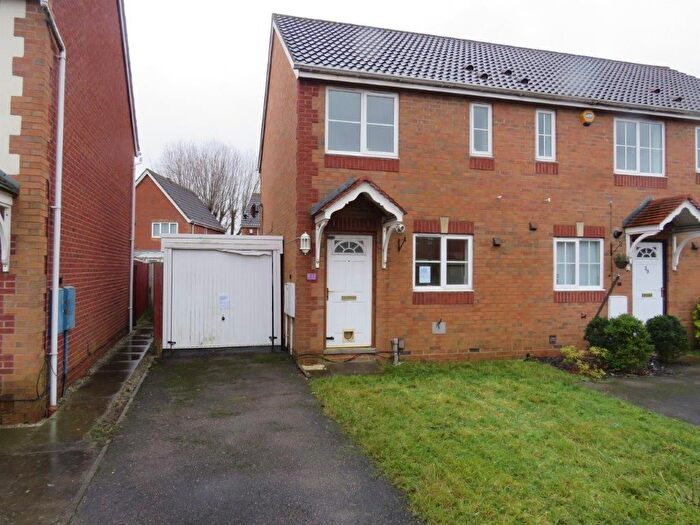 2 Bedroom Property To Rent In Bullfinch Road, Nottingham, NG6