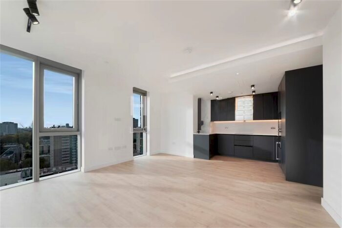 2 Bedroom Apartment To Rent In Valencia Tower, Bollinder Place, EC1V