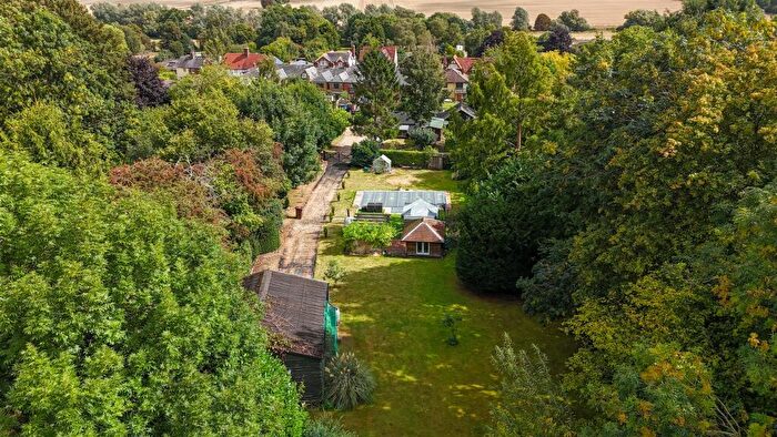 4 Bedroom Character Property For Sale In Hare Street, Buntingford, SG9