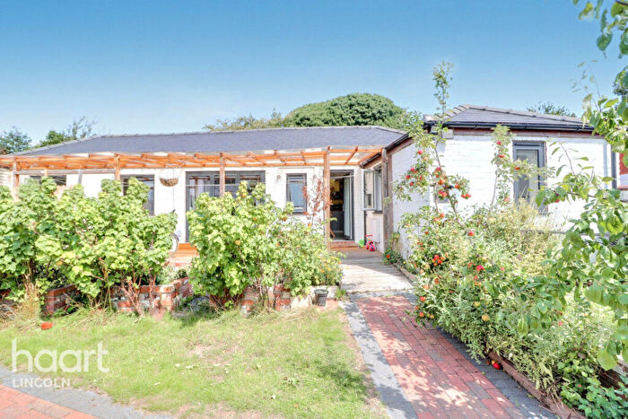 3 Bedroom Detached Bungalow For Sale In Allison Place, Lincoln, LN1