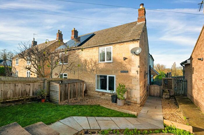 3 Bedroom Semi-Detached House For Sale In Toll Bar, Great Casterton, Stamford, PE9