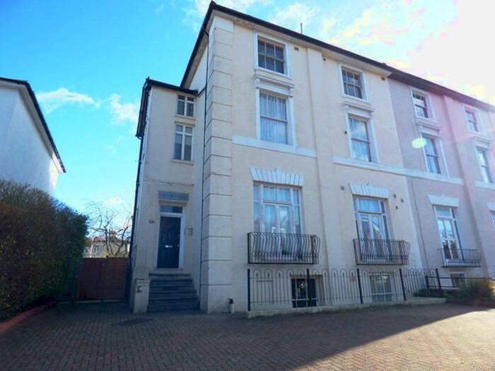 Apartment To Rent In Christopher Court, Claremont Road, Surbiton, Surrey, KT6