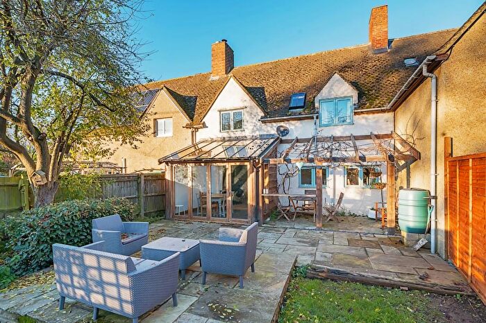 4 Bedroom Terraced House To Rent In Mill Lane, Clanfield, OX18