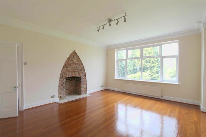 1 Bedroom Flat To Rent In Court Road, London, SE9