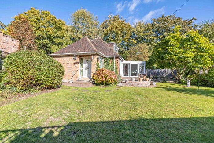 4 Bedroom Bungalow For Sale In Milner Lane, Sturry, Canterbury, Kent, CT2