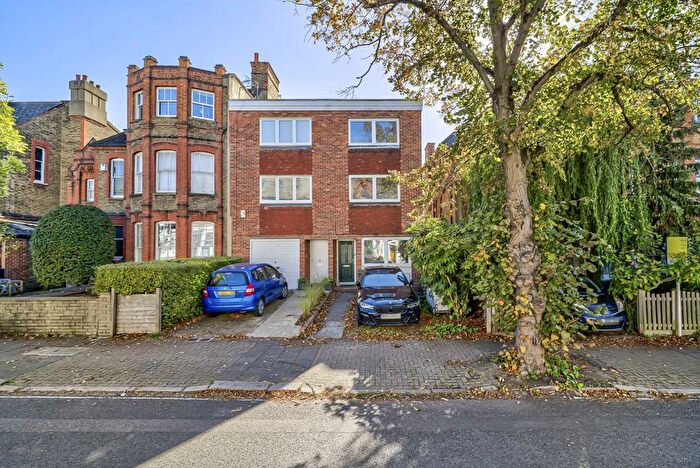 4 Bedroom Terraced House To Rent In Telford Avenue, Streatham Hill, SW2
