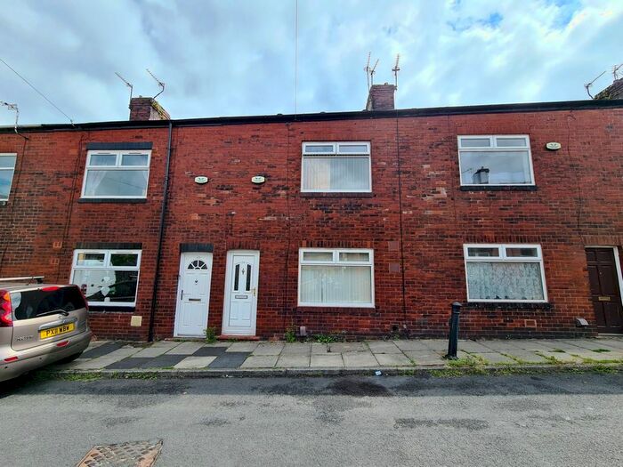 Houses to rent in Heywood, Greater Manchester