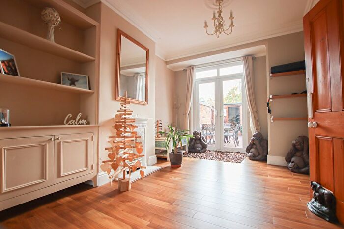 3 Bedroom End Of Terrace House For Sale In Extons Road, King's Lynn, Norfolk, PE30
