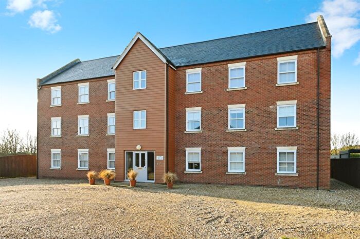 2 Bedroom Flat For Sale In Railway Sidings Yard, Snettisham, King's Lynn, PE31