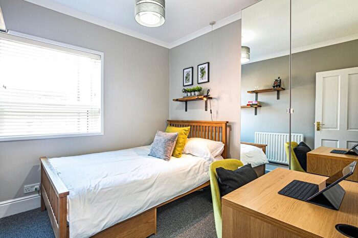 1 Bedroom House To Rent In Hunter Hill Road, Sheffield, S11