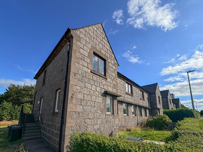 3 Bedroom Flat To Rent In N Anderson Drive, Hilton, Aberdeen, AB16
