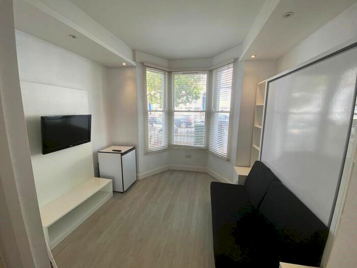 Studio To Rent In Delorme Street, London, W6