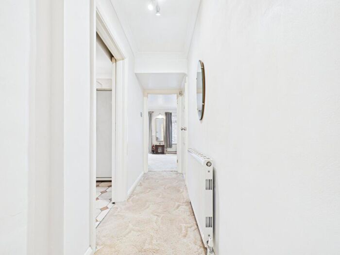 4 Bedroom End Of Terrace House For Sale In Cecil Aldin Drive, Tilehurst, Reading, RG31