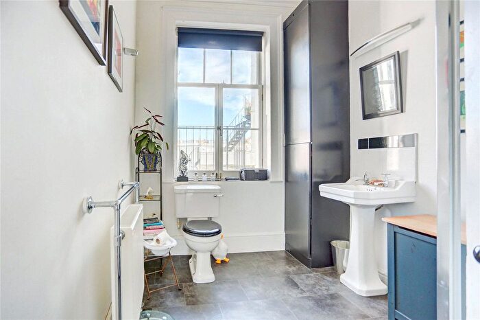 2 Bedroom Flat For Sale In Chichester Terrace, Brighton, East Sussex, BN2
