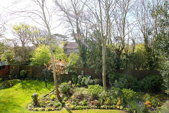 1 Bedroom Apartment For Sale In Wortley Road, Highcliffe, Christchurch, Dorset, BH23