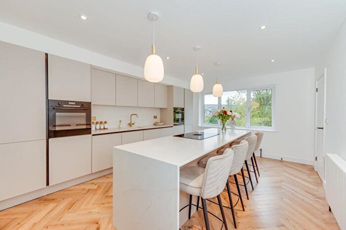 4 Bedroom House For Sale In Queen Victoria Road, Totley Rise, S17