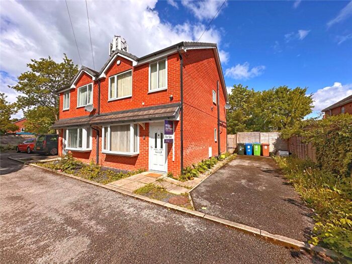 3 Bedroom Semi-Detached House For Sale In Newton Street, Lowerplace, Rochdale, Greater Manchester, OL16