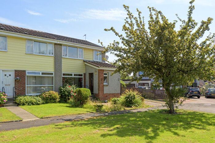 3 Bedroom Semi Detached House For Sale In Ronaldson Grove, Dunfermline, KY12
