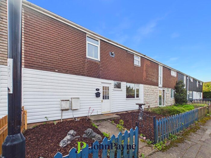 3 Bedroom Terraced House For Sale In Brathay Close, Cheylesmore, Coventry, CV3