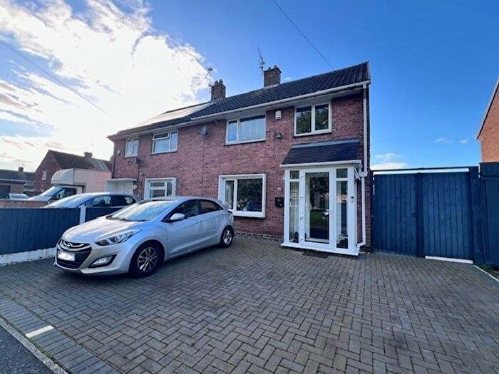 3 Bedroom Semi-Detached House To Rent In Beresford Road, Sawley, NG10