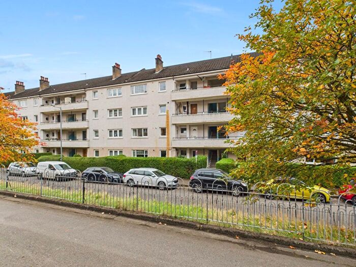 3 Bedroom Flat For Sale In Thornwood Road, Thornwood, Glasgow, G11