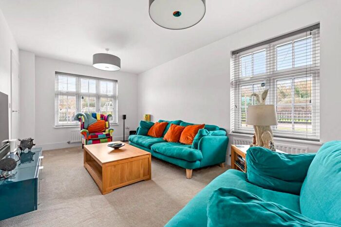 3 Bedroom Detached House For Sale In Guernsey Road, Winscombe, BS25