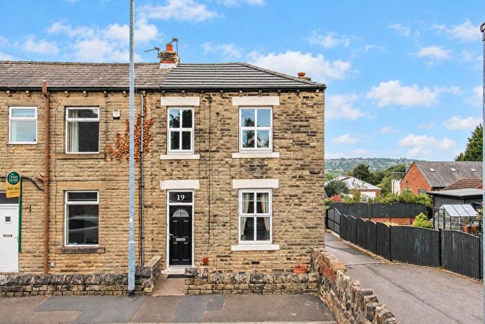 3 Bedroom End Of Terrace House For Sale In Guildford Street, Ossett, WF5
