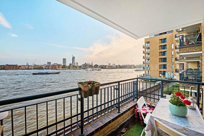 2 Bedroom Apartment For Sale In Towerside, Wapping, E1W