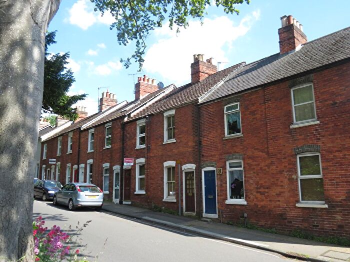 2 Bedroom Property To Rent In Milford Hill, Salisbury, SP1
