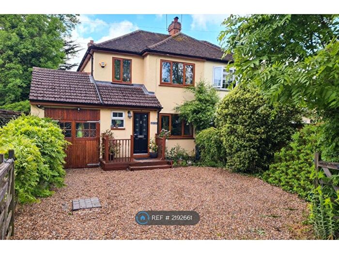 4 Bedroom Semi-Detached House To Rent In Wraysbury Road, Staines-Upon-Thames, TW19