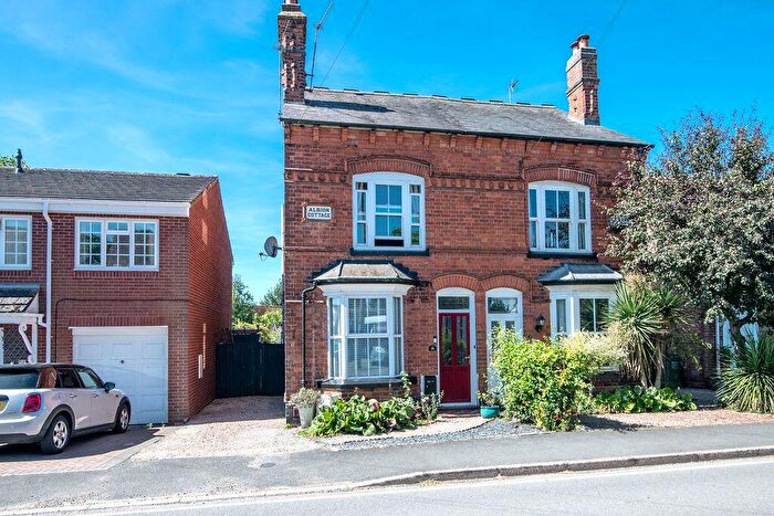 3 Bedroom Semi-Detached House For Sale In Feckenham Road, Astwood Bank, B96