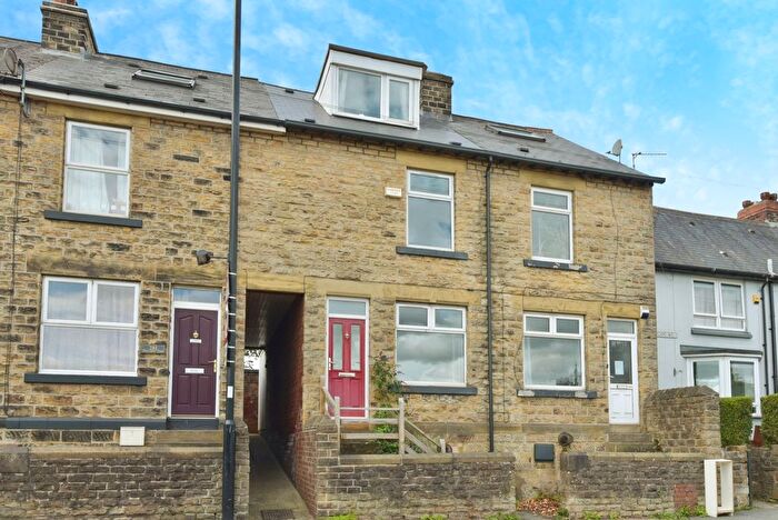3 Bedroom Terraced House For Sale In Heavygate Road, Sheffield, South Yorkshire, S10