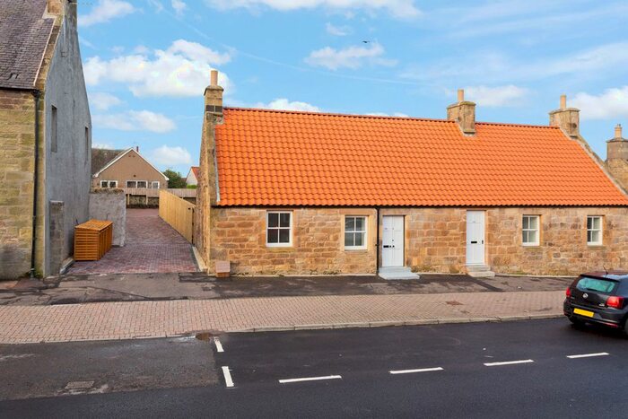 3 Bedroom Semi-Detached House For Sale In Main Street, Pathhead, EH37