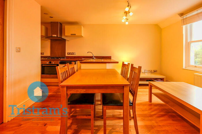 2 Bedroom Apartment To Rent In Cavendish House, Park Terrace, NG1