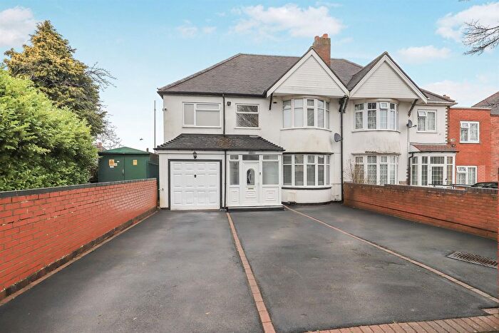 4 Bedroom Semi Detached House For Sale In Himley Crescent, Goldthorn Park, Wolverhampton, WV4