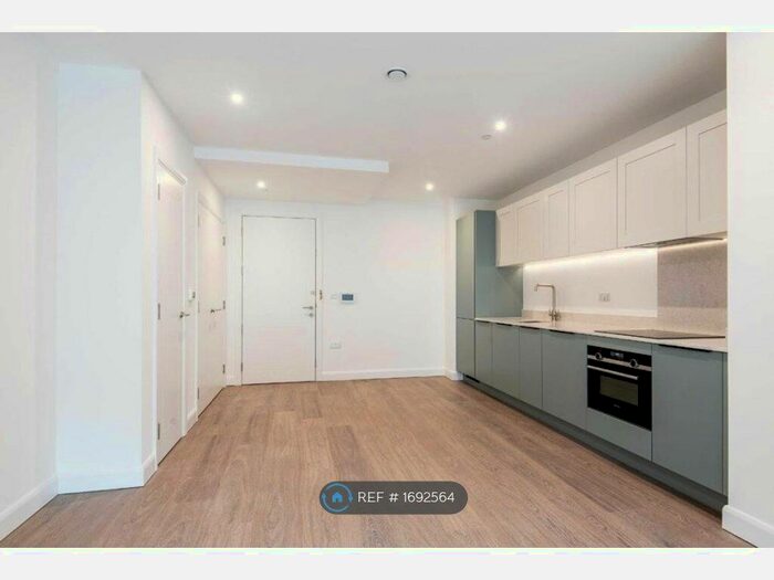 1 Bedroom Flat To Rent In Galleria House, London, E16