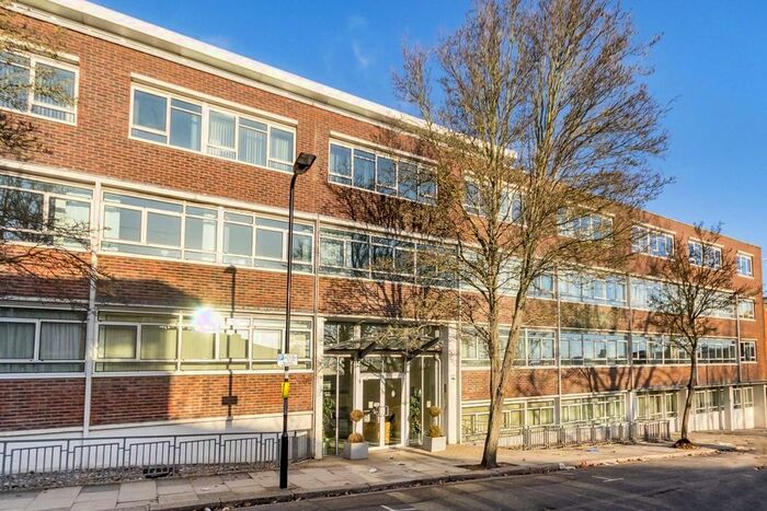 2 Bedroom Flat To Rent In Heathcroft, London, W5