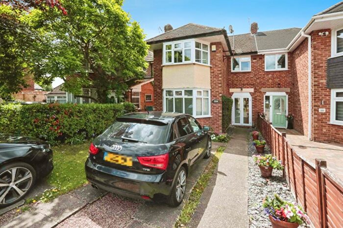 3 Bedroom Semi-Detached House For Sale In Elmdon Lane, Marston Green, Birmingham, B37