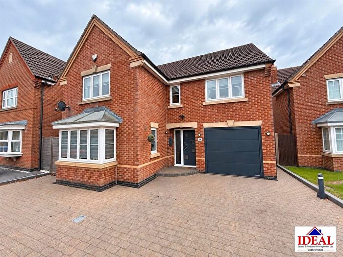 4 Bedroom Detached House For Sale In Kiplin Drive, Norton, Doncaster, DN6
