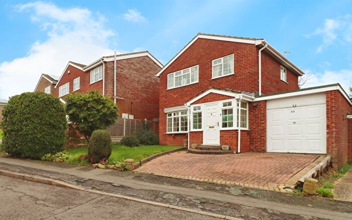 3 Bedroom Detached House For Sale In Slade Valley Avenue, Rothwell, Kettering, NN14