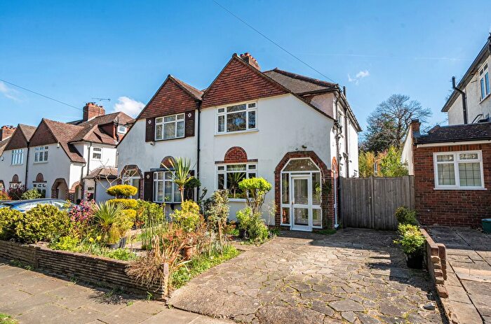 3 Bedroom Semi-Detached House For Sale In Rowan Walk, Bromley Common, Kent, BR2