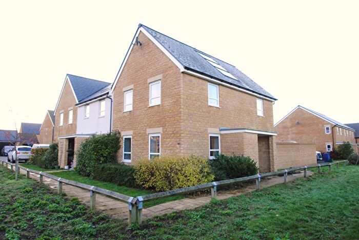 3 Bedroom Property For Sale In Bramley Close, Bishops Cleeve, GL52